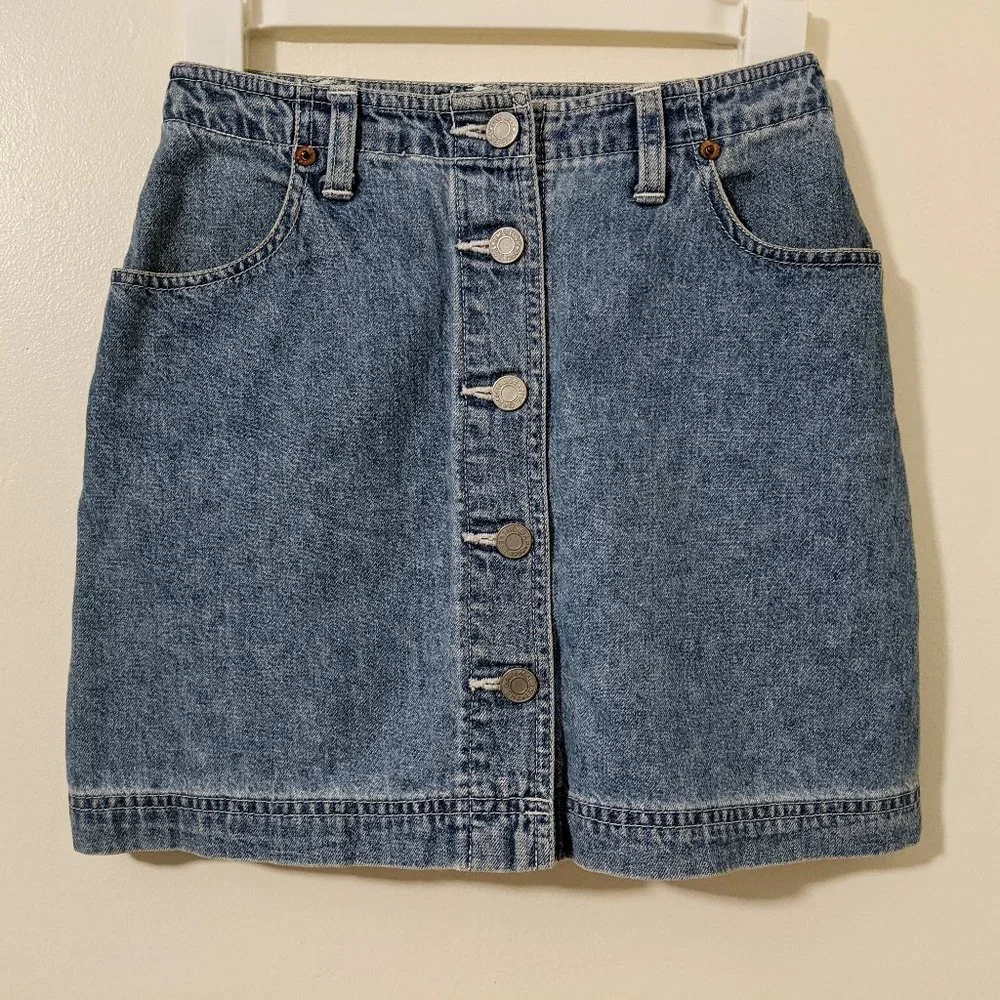 GAP button down